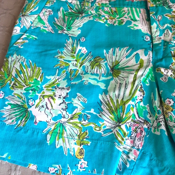 Lilly Pulitzer Retired Jungle Pineapple Tiger Print Shorts - Picture 5 of 7